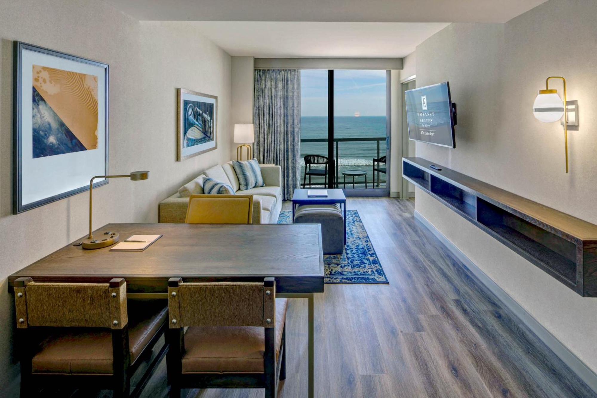 Embassy Suites By Hilton Virginia Beach Oceanfront Resort Exterior photo