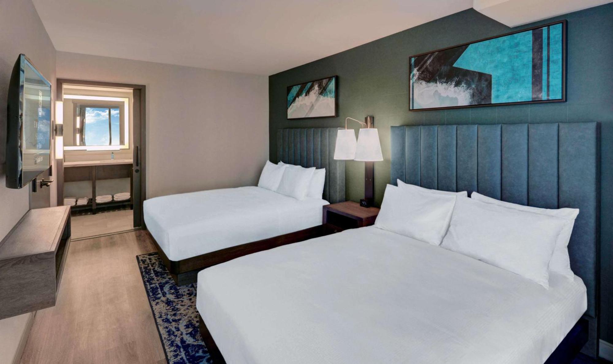 Embassy Suites By Hilton Virginia Beach Oceanfront Resort Exterior photo