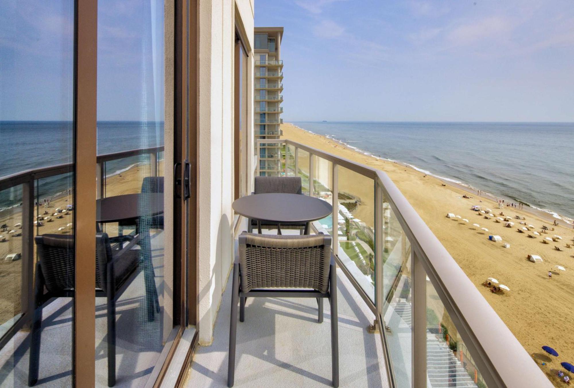 Embassy Suites By Hilton Virginia Beach Oceanfront Resort Exterior photo