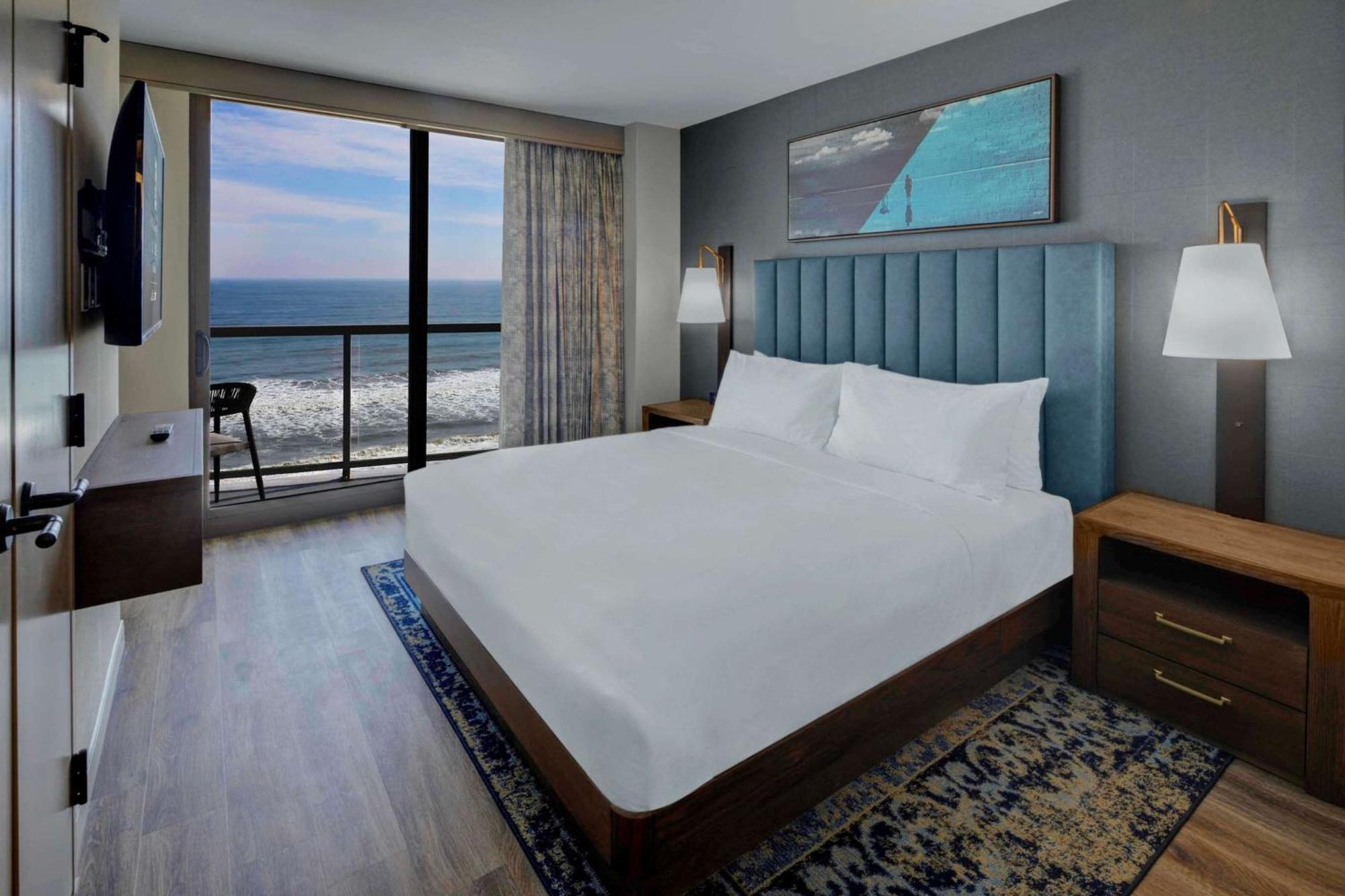 Embassy Suites By Hilton Virginia Beach Oceanfront Resort Exterior photo