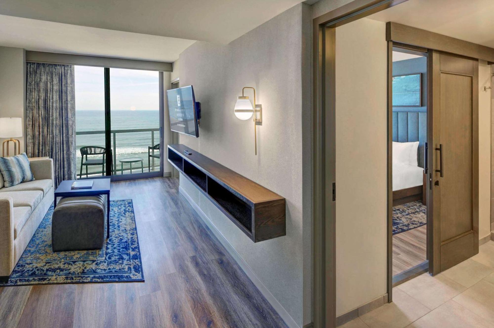 Embassy Suites By Hilton Virginia Beach Oceanfront Resort Exterior photo